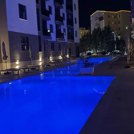 Mali I Robit Cozy * Golem (Tirana)