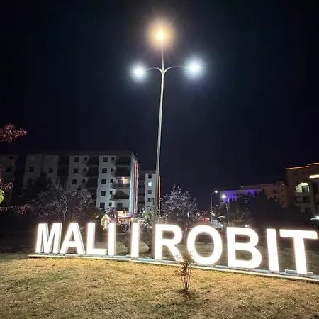 Mali I Robit Cozy Apartamento Golem (Tirana)